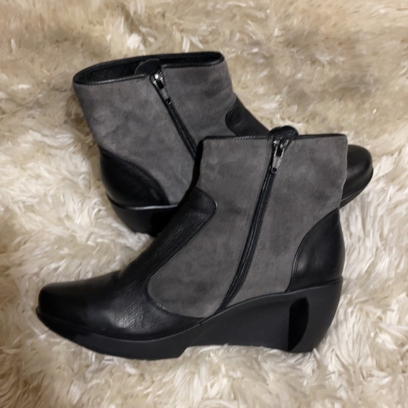 Naot Women’s Booties - Picture 4 of 7